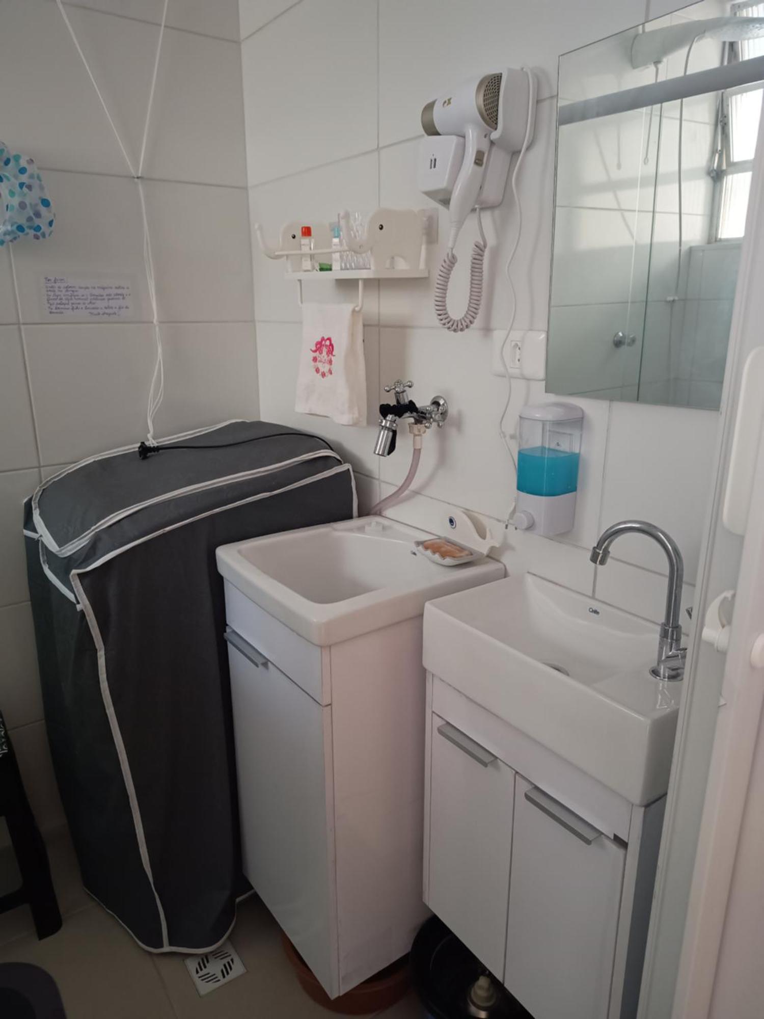 Kitnet Frente Pro Mar Em Vila Caicara, Portaria 24 Hs E Wifi برايا جراندي المظهر الخارجي الصورة