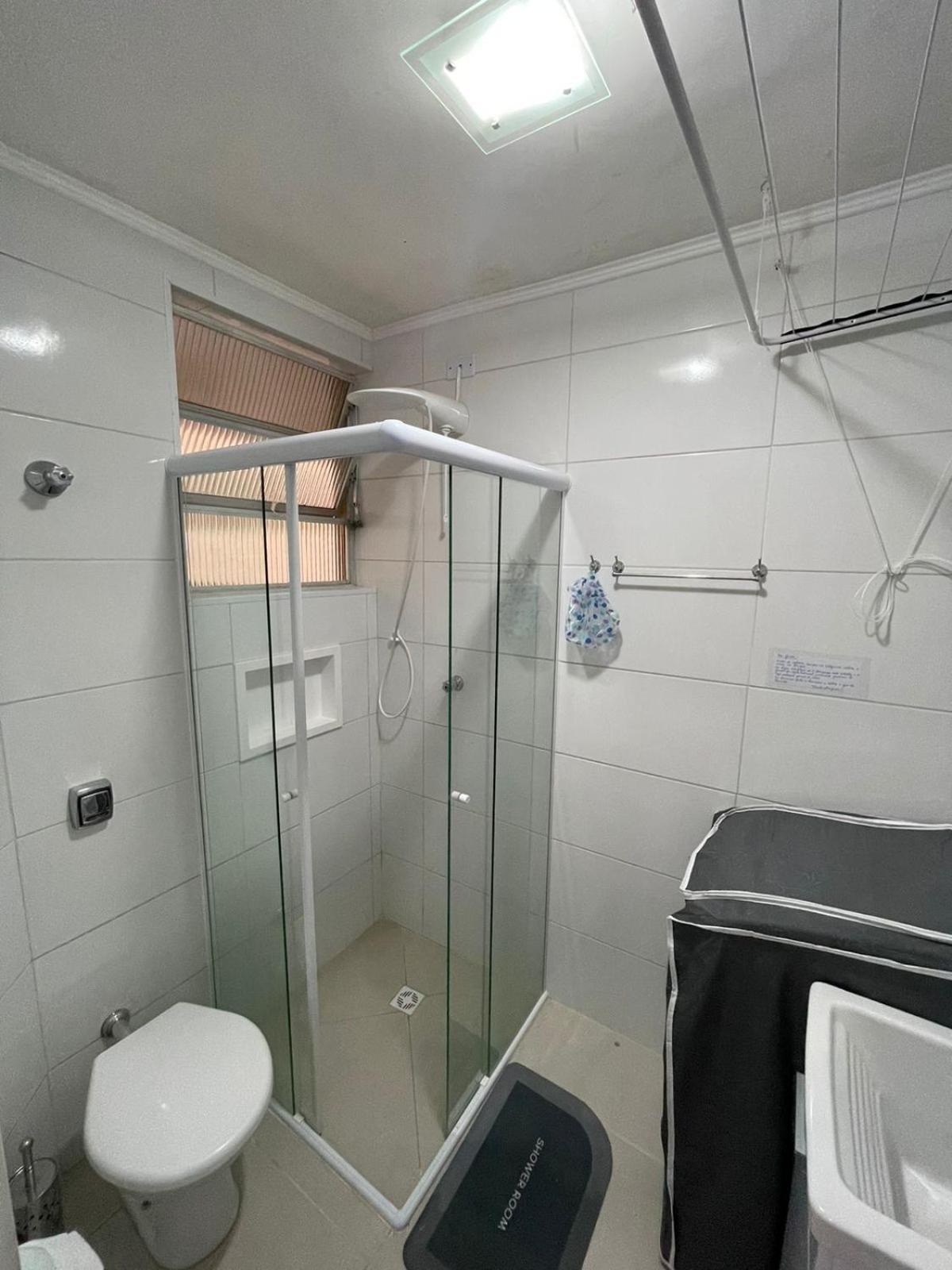 Kitnet Frente Pro Mar Em Vila Caicara, Portaria 24 Hs E Wifi برايا جراندي المظهر الخارجي الصورة